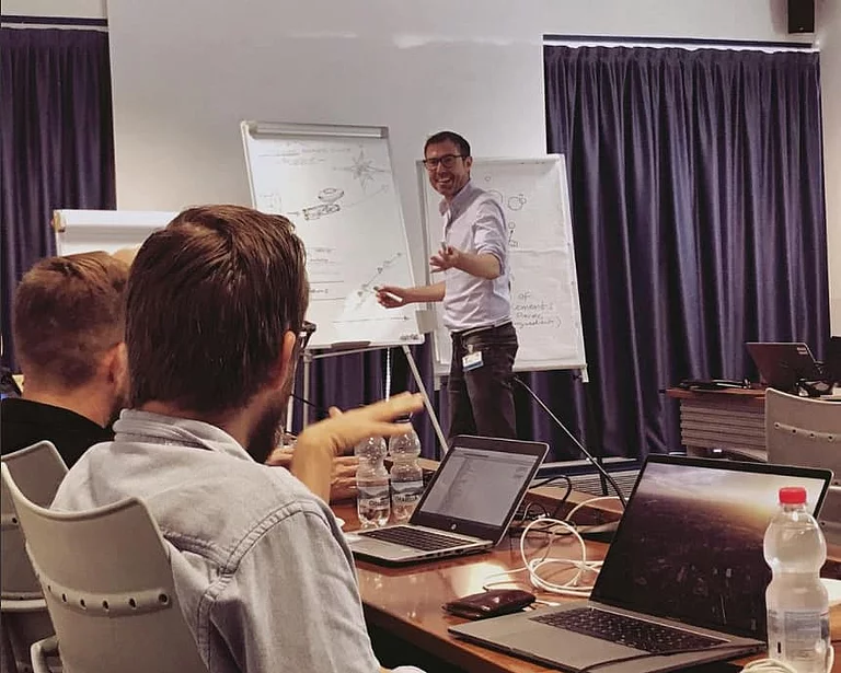 Geschäftsführer Paul Zentner Geschäftsführer Paul Zentner