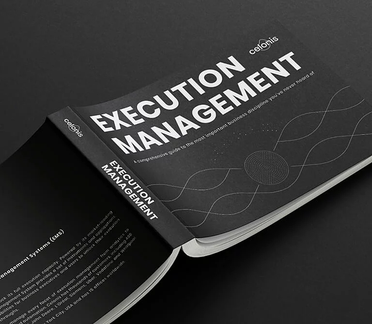 brand book for Celonis Zu sehen ist ein Buch designt für die Marke Celonis